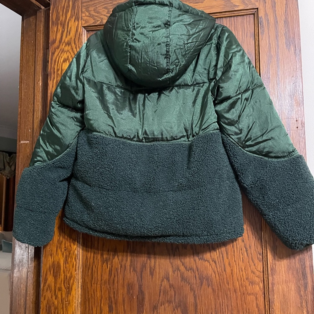 Amazon Essentials Olive Green Jacket With Sherpa … - image 2